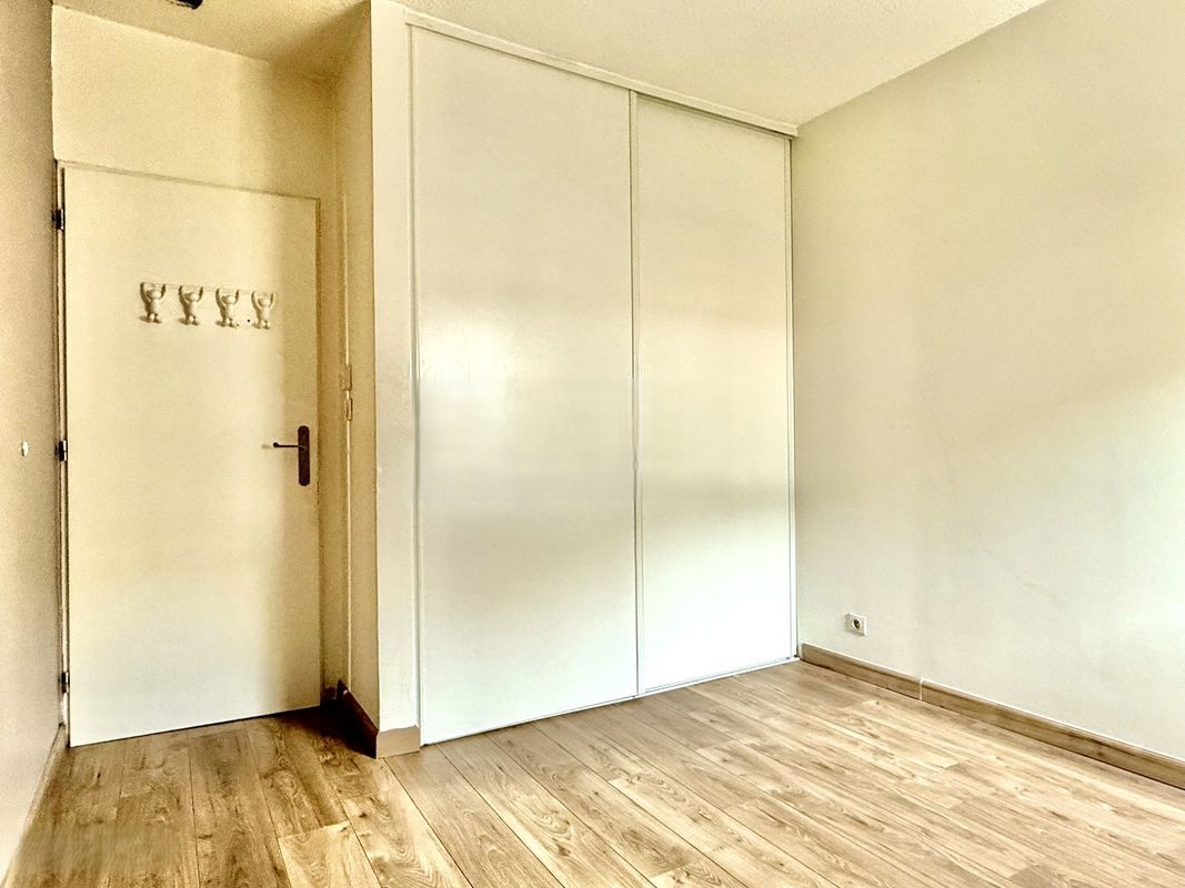 Chambre 4 de la maison à Cannes